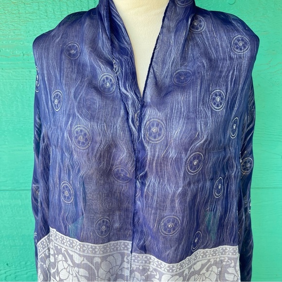 100% SILK BLUE COLORBLOCK GOLD THREAD MIXED MEDIA LARGE SCARF WRAP - Picture 2 of 7